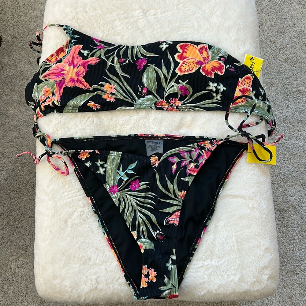 Forever 21 Hawaiian Print Bikini